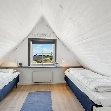 In Hvide Sande With Sauna Bjerregård