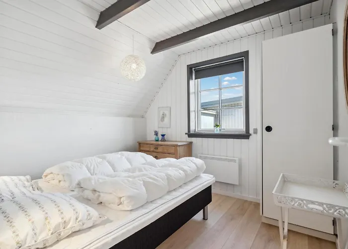 Casa de Férias In Hvide Sande With Sauna Bjerregård