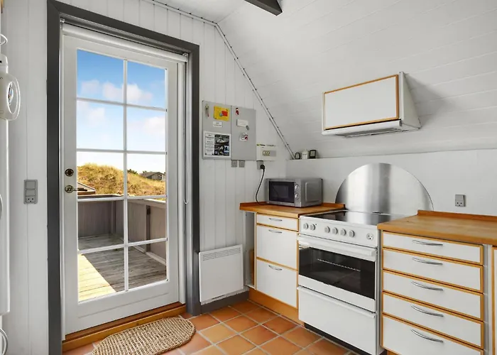 Casa de Férias In Hvide Sande With Sauna *